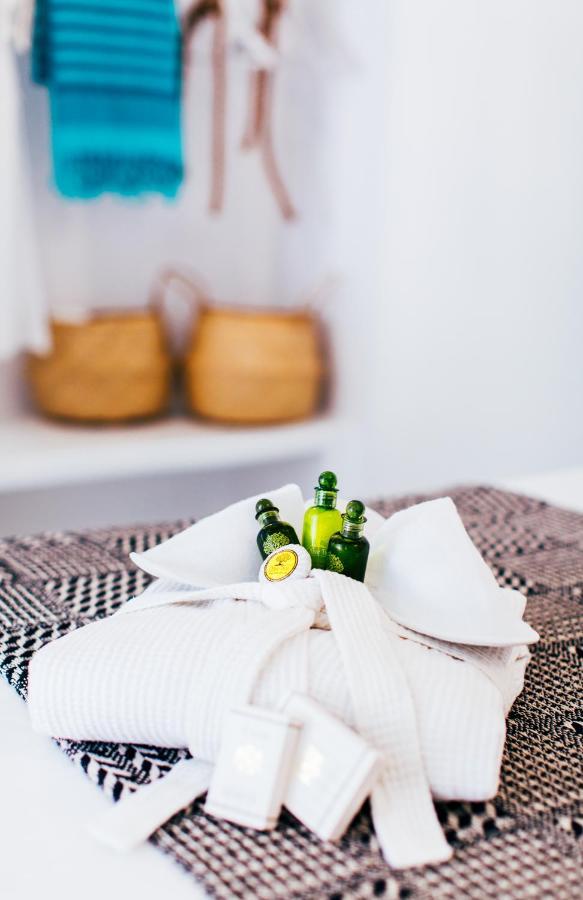 Blessed Blue Boutique Cave Suite Oía Exterior foto